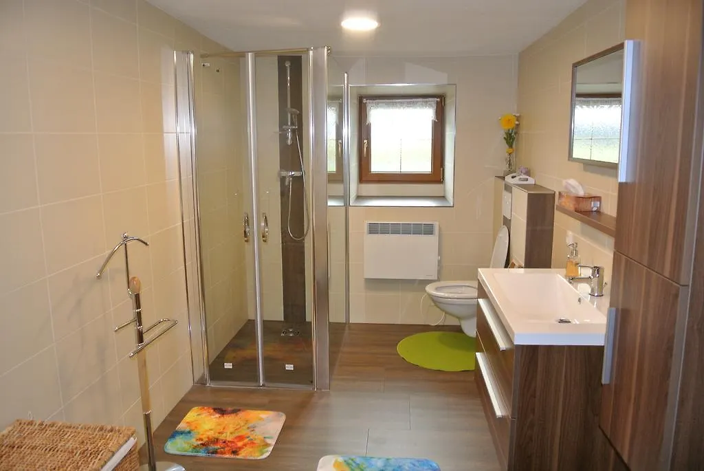 Ferienhaus beim Lener Innsbruck 0*,